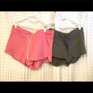 2 pairs of Shorts